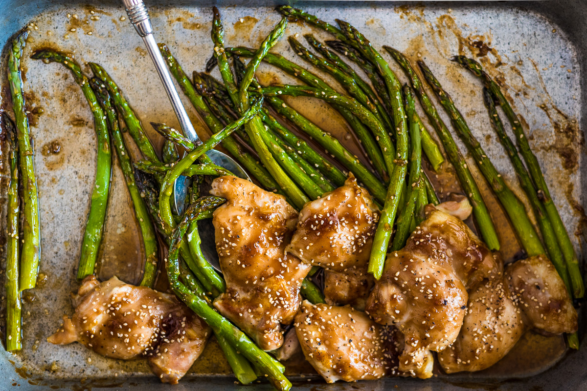 Sheet-Pan-Chicken-Asparagus_003